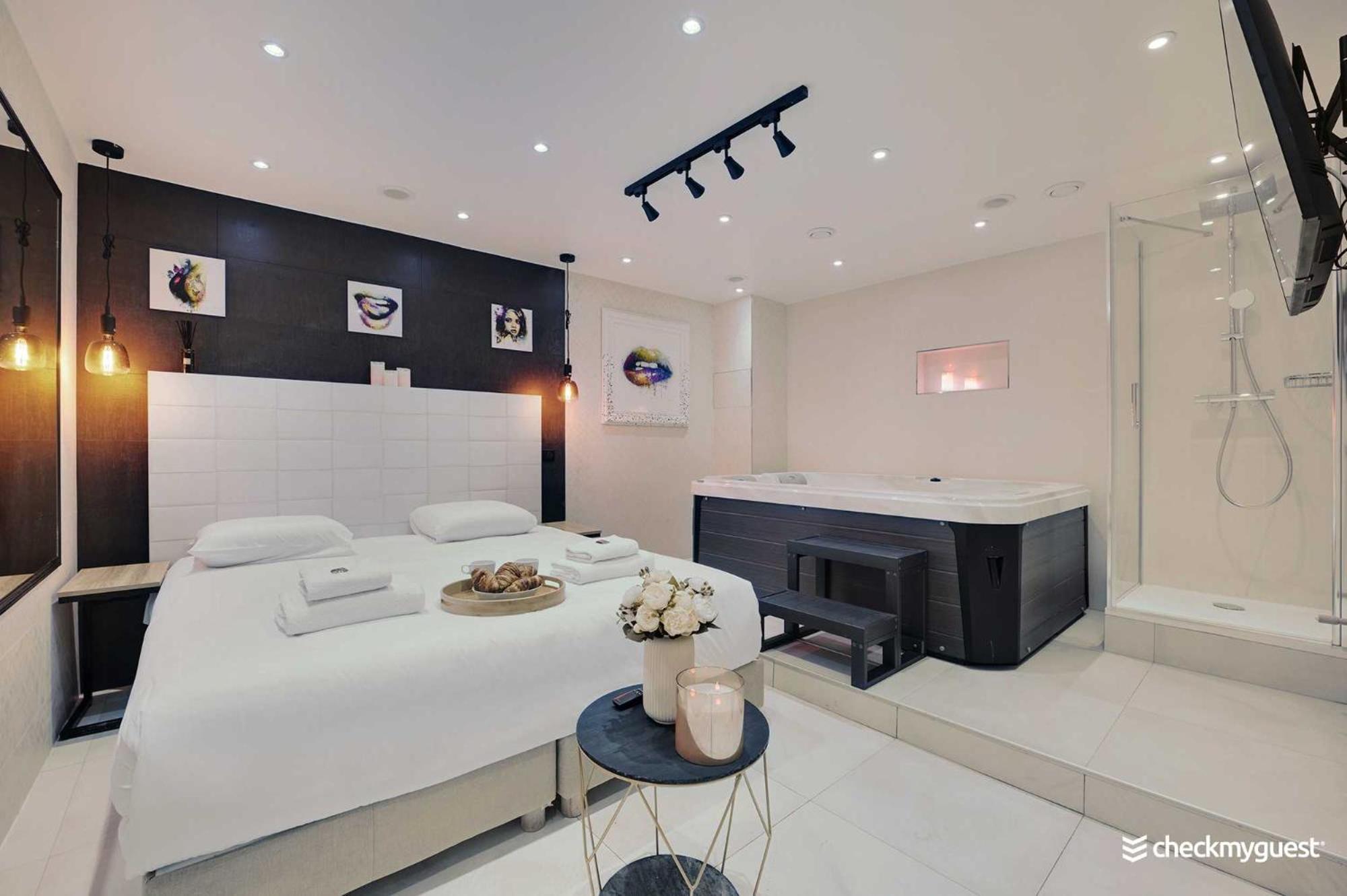 Intimate Apartment With Air Conditioner & Jacuzzi 2Br 6P Montmartre Paris Exterior foto