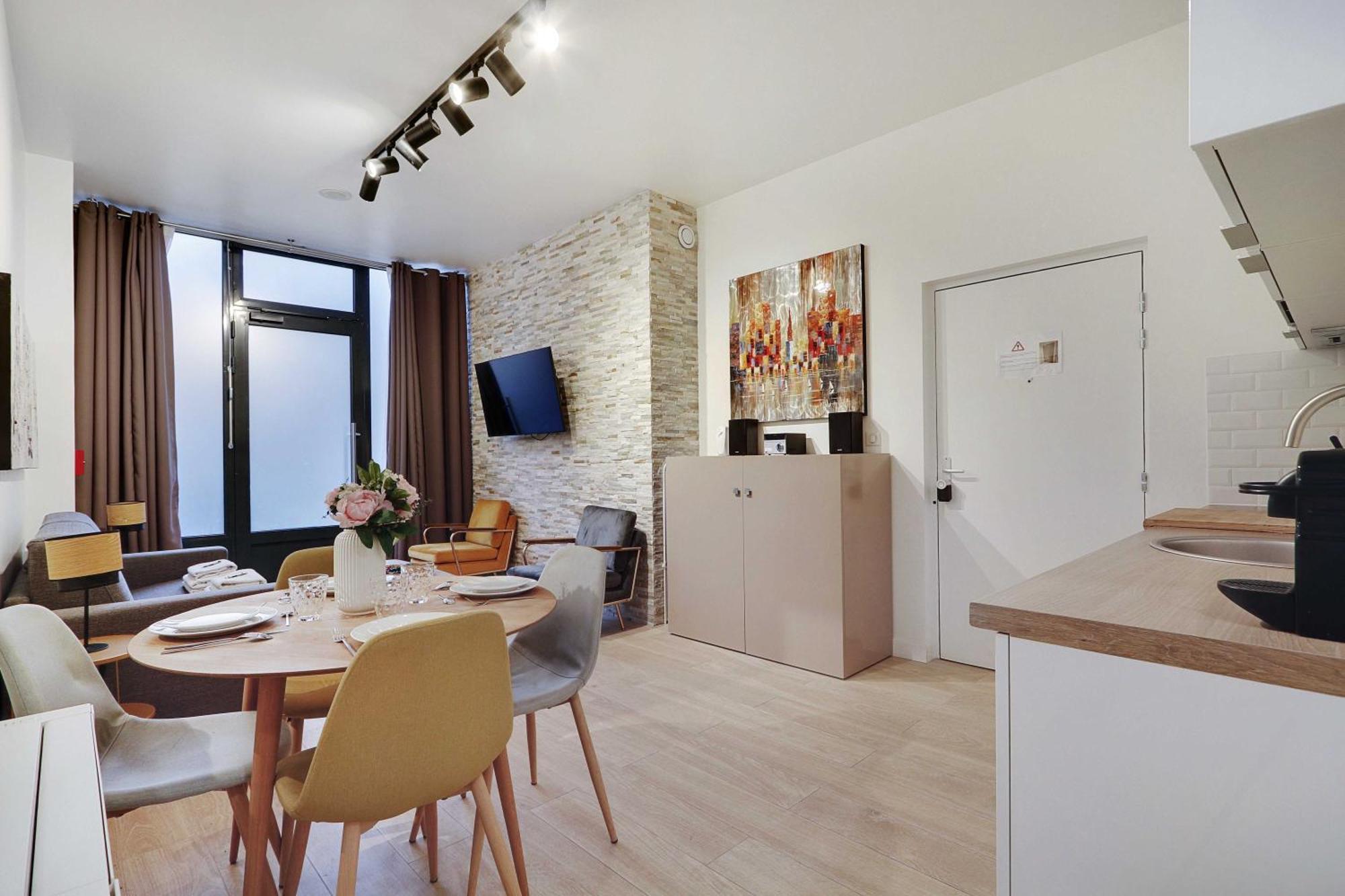 Intimate Apartment With Air Conditioner & Jacuzzi 2Br 6P Montmartre Paris Exterior foto